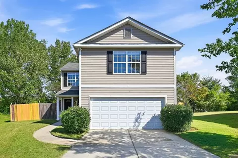 1035 Clover Gap Dr, Charlotte, NC 28214