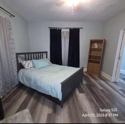 1128 Portage Ave #1A, South Bend, IN 46616