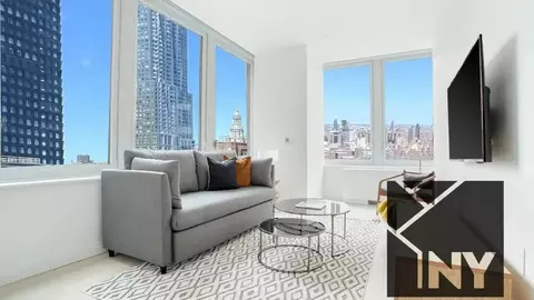 180 John St #2415, New York, NY 10038