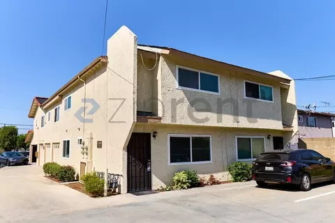 213 E Acacia St #C, Brea, CA 92821
