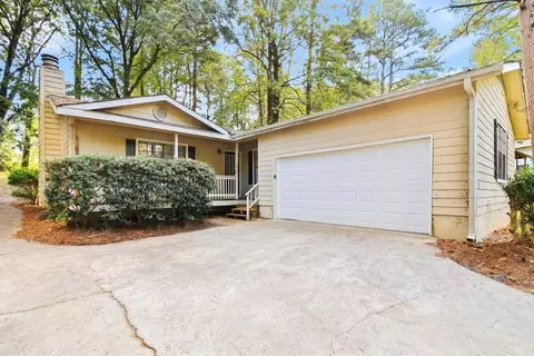 6908 Cedar Hill Ct, Riverdale, GA 30296
