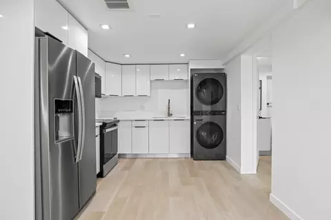 2561 W Avenue 30 #11, Los Angeles, CA 90065