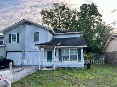 128 Fox Chase Rd, Savannah, GA 31406