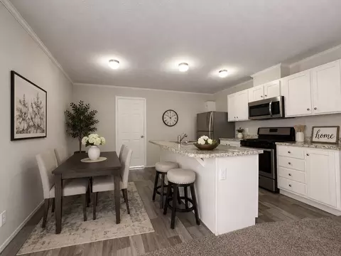 16137 Normandy St #98, Clinton Township, MI 48038