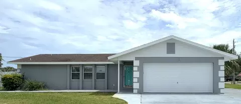 2 Cheyenne Ct, Palm Coast, FL 32137