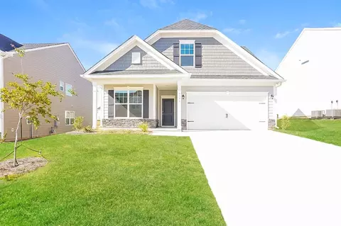 711 Courtland Dr, Aiken, SC 29801
