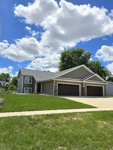 2721 Kellogg Ave #1, Janesville, WI 53546