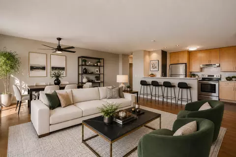 4343 N Clarendon Ave #2803, Chicago, IL 60613