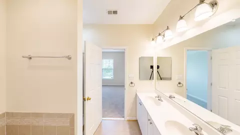 25 S Exeter St #165, Baltimore, MD 21202 photo 30