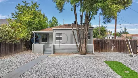 4309 32nd St, Sacramento, CA 95820