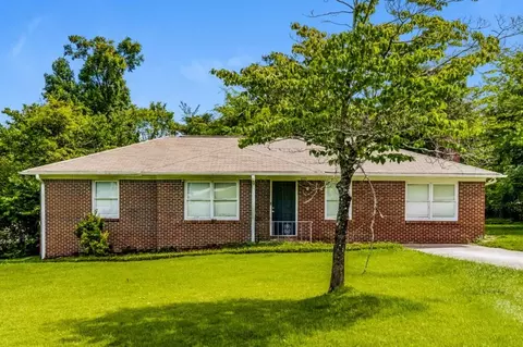 800 27th Ave NE, Center Point, AL 35215