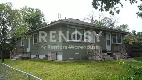 2330 Irving Ave N, Minneapolis, MN 55411