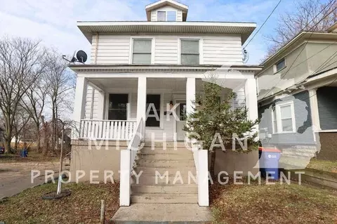 437 Eastern Ave SE #3, Grand Rapids, MI 49503