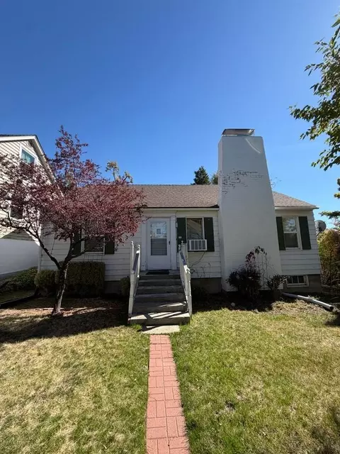 443 N Laguna St, Klamath Falls, OR 97601