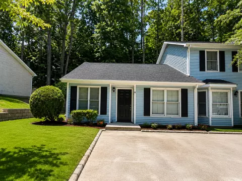 1220 Oakplace Dr SW #A, Marietta, GA 30008
