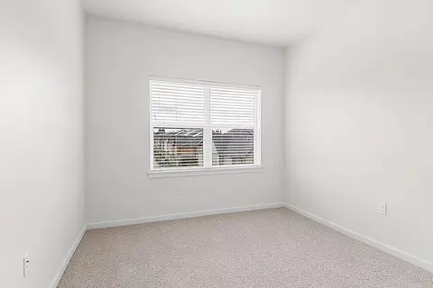 1563 SW 172nd Ter, Aloha, OR 97003
