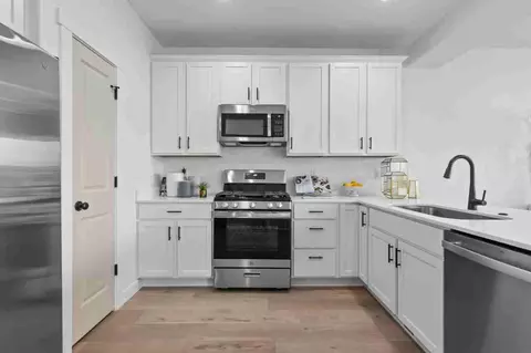 1291 N Main St, Bountiful, UT 84010 photo 3