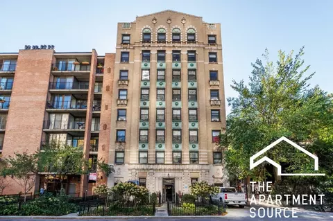 661 W Sheridan Rd #108, Chicago, IL 60613
