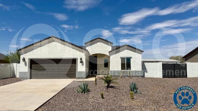 14178 S Diablo Rd, Arizona City, AZ 85123