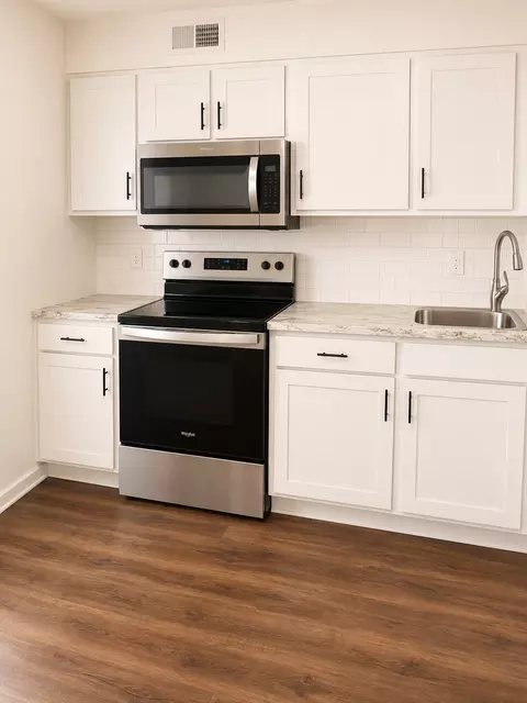 2100 Murray Ave #8, Louisville, KY 40205
