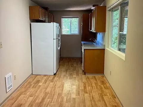1634 S Kent Des Moines Rd #D, Des Moines, WA 98198