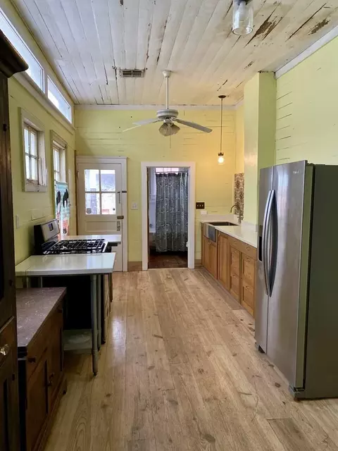 2433 Chartres St #2433, New Orleans, LA 70117