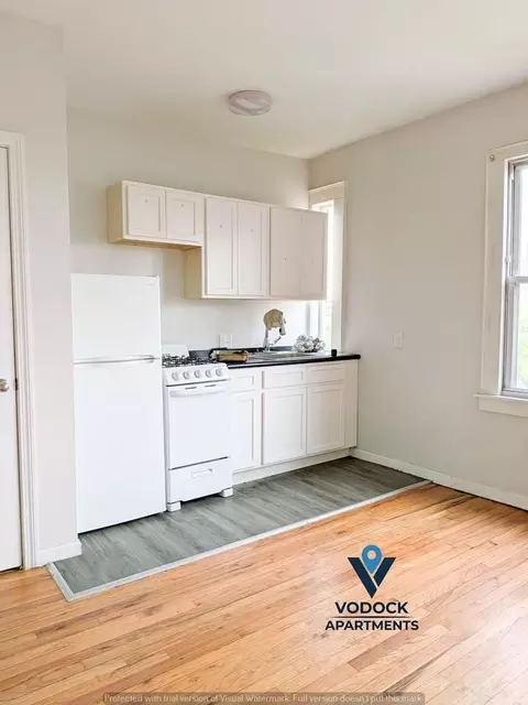 39 Charter Oak Pl #E2, Hartford, CT 06106