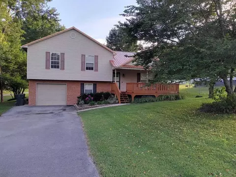 514 Nunley Dr, Johnson City, TN 37604