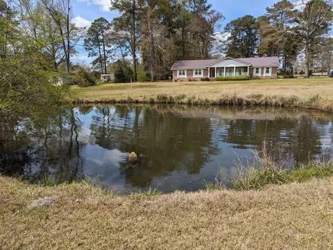 216 Brookwood Dr, Dublin, GA 31021