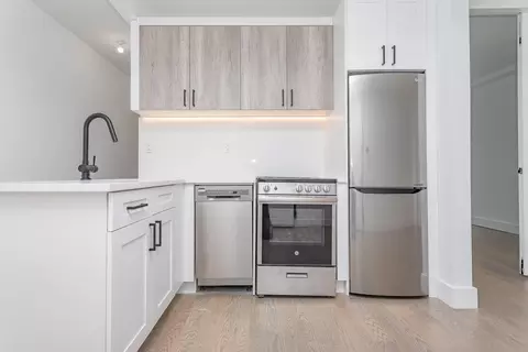 282 E 32nd St #4B, Brooklyn, NY 11226