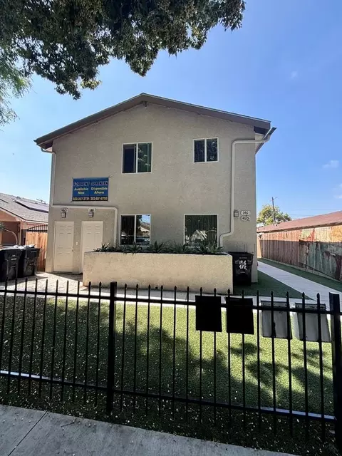 148 E 84th Pl, Los Angeles, CA 90003