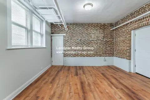 1525 W Estes Ave #G2, Chicago, IL 60626