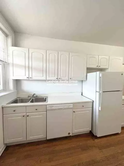 4318 N Spaulding Ave #2, Chicago, IL 60618