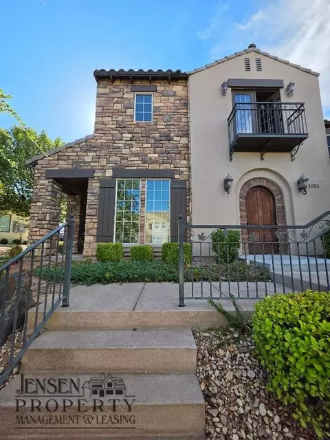 1055 W Province Way #102, Saint George, UT 84770