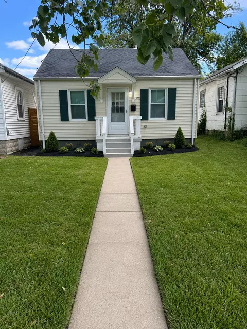 3723 Center St, Louisville, KY 40215