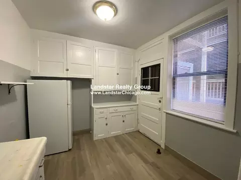 6514 N Glenwood Ave #1W, Chicago, IL 60626