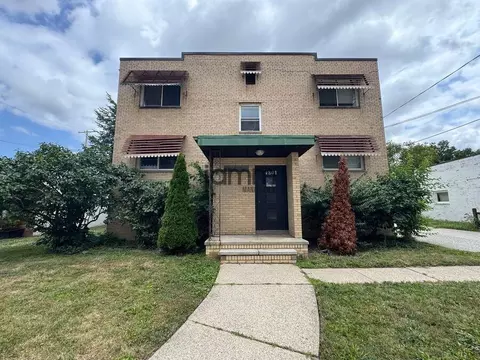 4201 Rocky River Dr, Cleveland, OH 44135