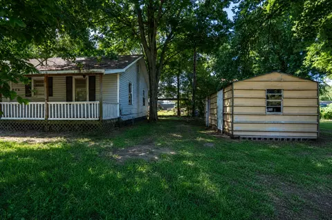 101 W Union St #1, Clarkton, MO 63837