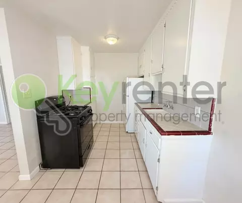 691 El Camino Ave #6, Sacramento, CA 95815