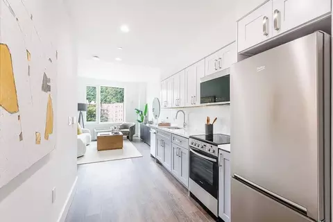 4568 Broadway, New York, NY 10040