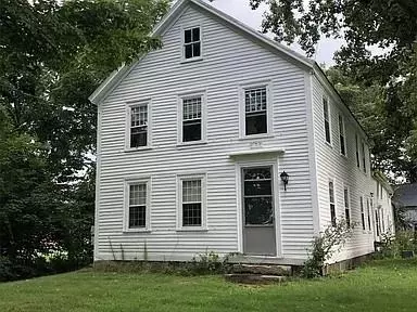 130 West St #1, Hadley, MA 01035