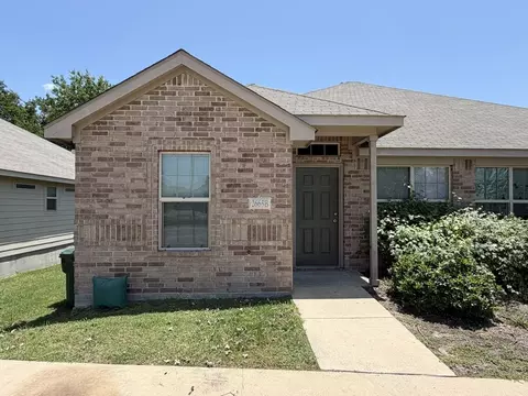 2665 N 12th St #B, Temple, TX 76501