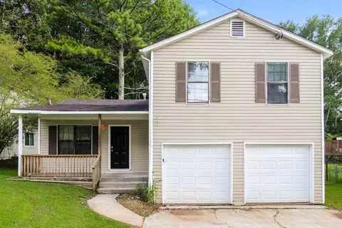 5292 Kinsdale Ln, Stone Mountain, GA 30088