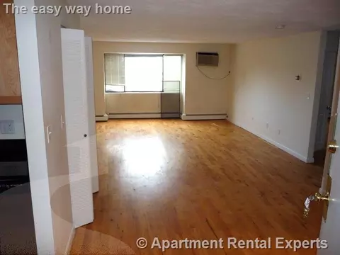 84 Grant St #13, Somerville, MA 02145