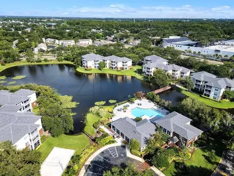 10122 Winsford Oak Blvd #405, Tampa, FL 33624