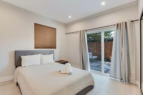2121 S West View St UNIT B1, Los Angeles, CA 90016