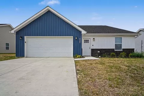 2072 Thimble Creek Dr, Dayton, OH 45426