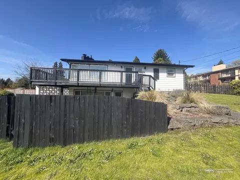 22665 28th Ave S, Des Moines, WA 98198