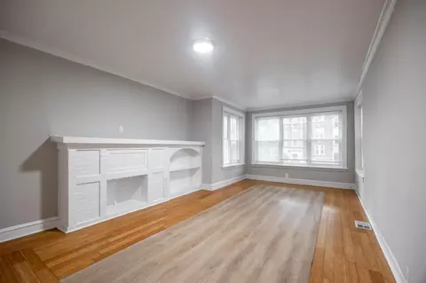 6304 N Oakley Ave #2, Chicago, IL 60659