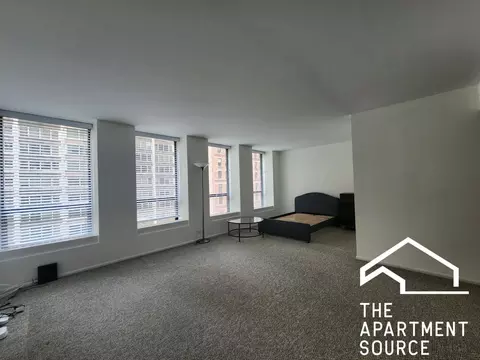260 E Chestnut St #803, Chicago, IL 60611